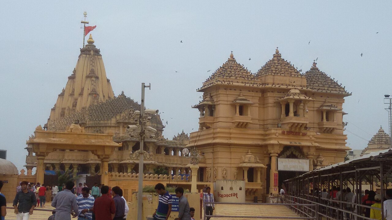 Color photograph of the Somnath Temple at Prabhas Patan, beside the sea.