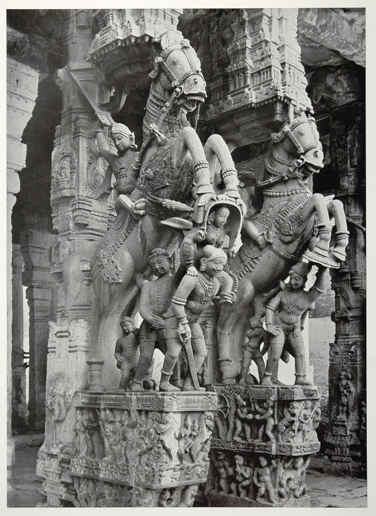 Photogravure from 1938 by Alfred Nawrath showing the pillared hall of the Ranganathaswamy Temple at Srirangam.